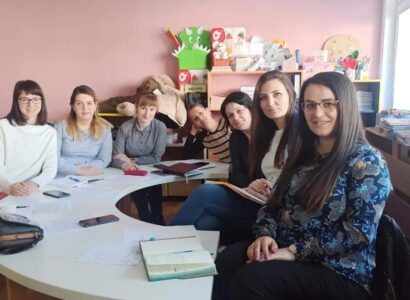 Ефикасним реаговање до успешног решавања и превазилажења кризних ситуација Ефикасним реаговање до успешног решавања и превазилажења кризних ситуација